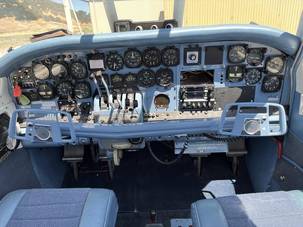 Beechcraft E50 Twin Bonanza image 1